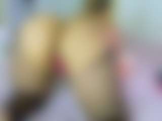 Elianabortt's Live Sex Cam Show