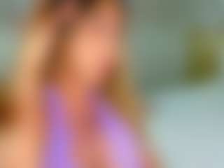 Elianabortt's Live Sex Cam Show