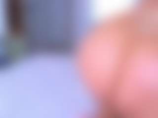 Elianabortt's Live Sex Cam Show
