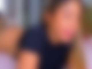 Elianabortt's Live Sex Cam Show