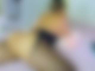 Elianabortt's Live Sex Cam Show