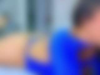 Elianabortt's Live Sex Cam Show