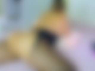 Elianabortt's Live Sex Cam Show