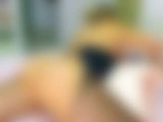 Elianabortt's Live Sex Cam Show