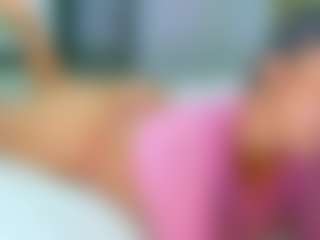 Elianabortt's Live Sex Cam Show