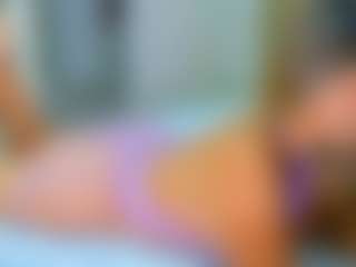 Elianabortt's Live Sex Cam Show