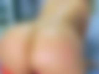 Elianabortt's Live Sex Cam Show