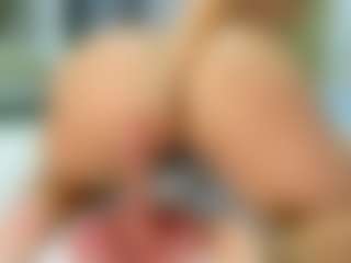 Elianabortt's Live Sex Cam Show
