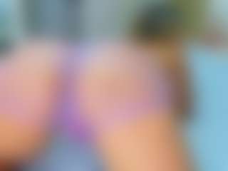 Elianabortt's Live Sex Cam Show