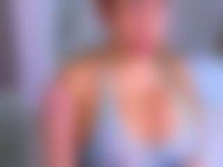 Live cam show with Elianabortt - Student on xheatlive.com