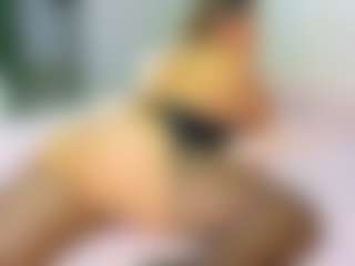 Elianabortt's Live Sex Cam Show