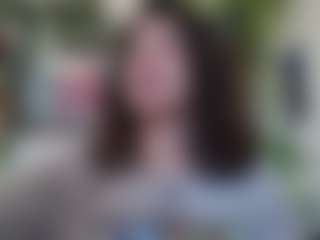 Live cam show with talimajesty - Glasses on Chatstar