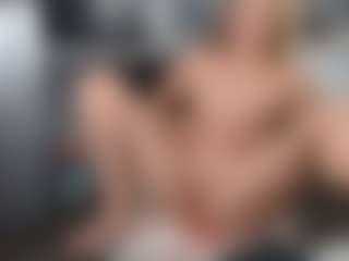 Live cam show with tymikaa - Solo on https://playwithruby.com