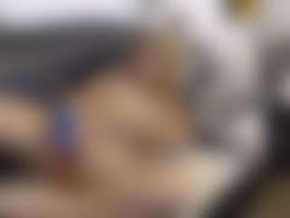 Live cam show with tymikaa - Blonde Hair Small Tits on AdultVida.com