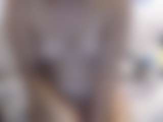 Live cam show with tymikaa - Green Eyes on SquirtSoMuch