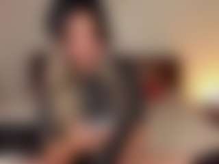 sunrisee's Live Sex Cam Show