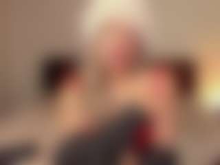 Live cam show with sunrisee - Blonde Hair College on googirlz
