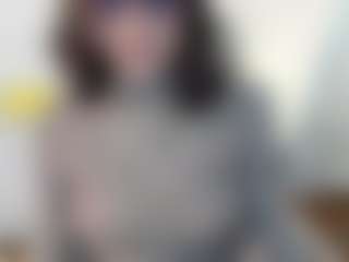 Live cam show with M A R T I N A - Old on Dolls Live