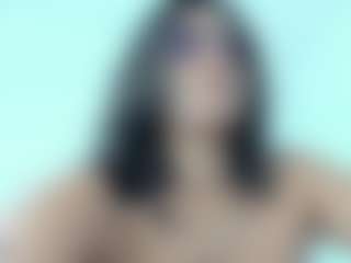 Live cam show with M A R T I N A - School on livesuperchat.net