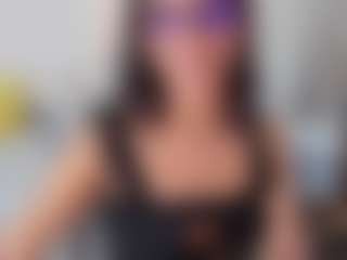 Live cam show with M A R T I N A - Shorthair on Soda Cam