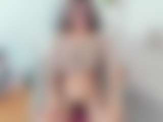 Live cam show with M A R T I N A - Granny Latina on TeamSkeetLive | colombia