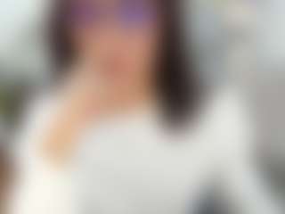 Live cam show with M A R T I N A - Asian Granny on Mixed Magazine Live