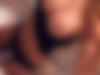 Wanda Milano's Live Sex Cam Show