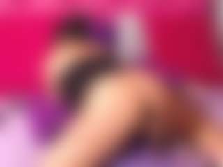 Live cam show with sarawiills - Solo on Camsoda