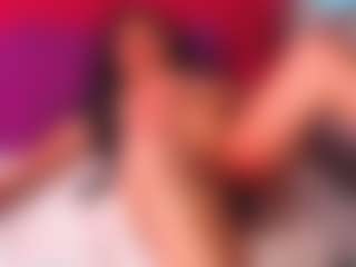 Live cam show with sarawiills - Living Room on TottyGirls