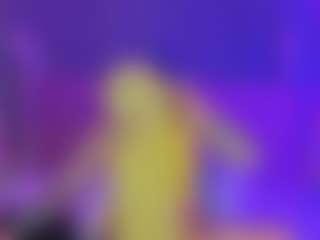 Live cam show with melanyqueen - Normal on AdultVida.com