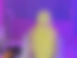 Live cam show with melanyqueen - Smoking on SpunkLive