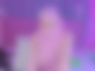 Live cam show with melanyqueen - Smoking on crypto-cams