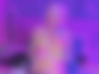Live cam show with melanyqueen - Athletic on CamClone