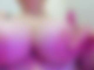 juliana-bigboobs's Live Sex Cam Show