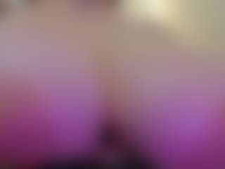 Live cam show with juliana-bigboobs - Amateur Mature on AdultVida.com