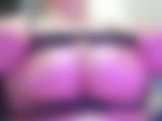 juliana-bigboobs's Live Sex Cam Show