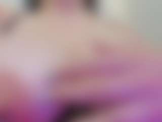 juliana-bigboobs's Live Sex Cam Show