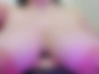 juliana-bigboobs's Live Sex Cam Show