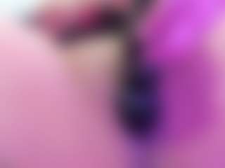 Live cam show with juliana-bigboobs - Squirt on Camsoda