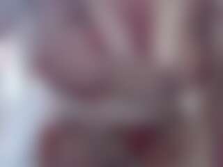 Cam Show en direct de larahotr