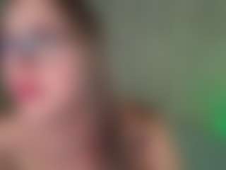 Live cam show with elinocean - College on CamClone