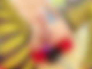 Live cam show with jhordananddanna - Strapon on madthumbs