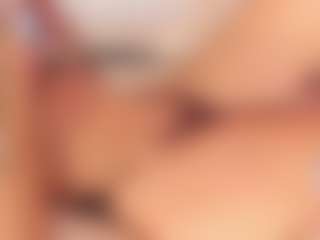 kyliegreyoficial's Live Sex Cam Show