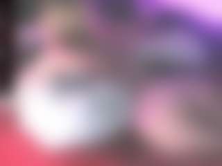 blondiewithanass's Live Sex Cam Show