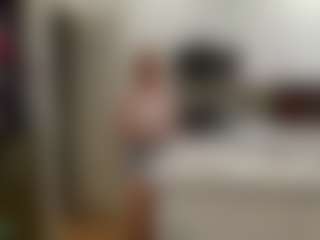 blondiewithanass's Live Sex Cam Show