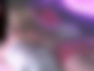 Live cam show with blondiewithanass - Green Eyes on live18s.com