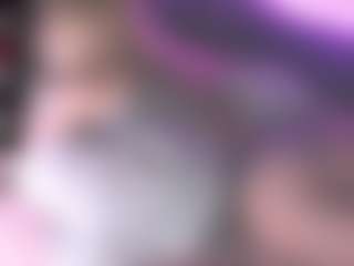 Live cam show with blondiewithanass - Blonde Hair College on iamadamtest123.com