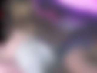 blondiewithanass's Live Sex Cam Show