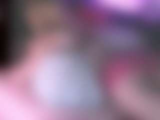 Live cam show with blondiewithanass - Small Ass on CSO-WL