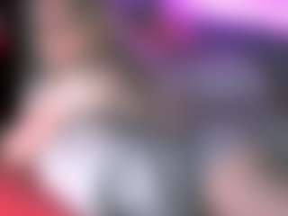 blondiewithanass's Live Sex Cam Show